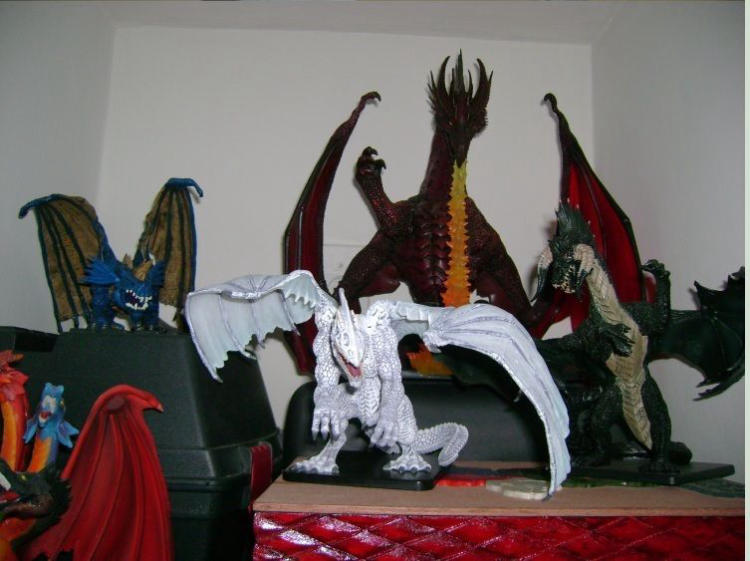 D&D Miniatures Icons: Colossal Red Dragon image 6