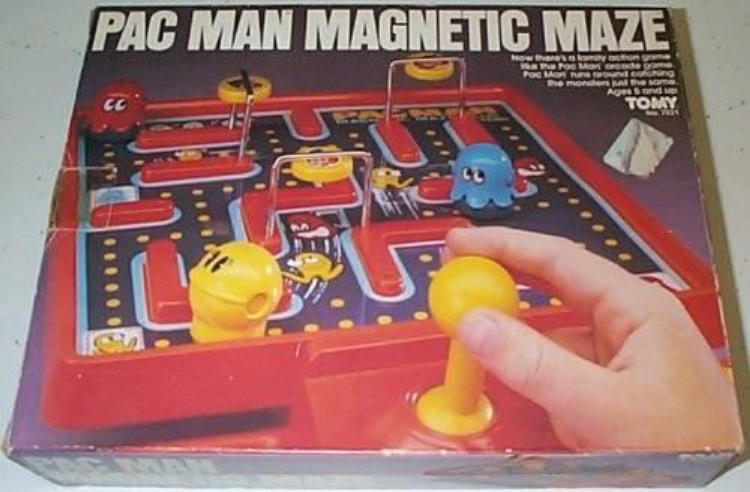 Pac Man Magnetic Maze image 1